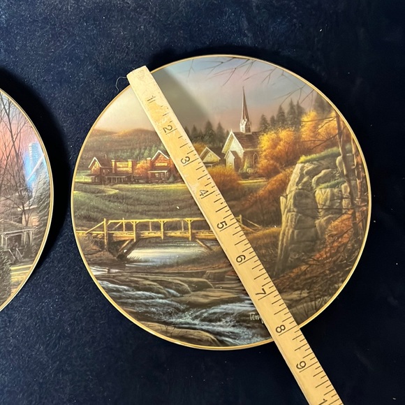 Set/2 Terry Redlin Church Plates - Picture 4 of 6